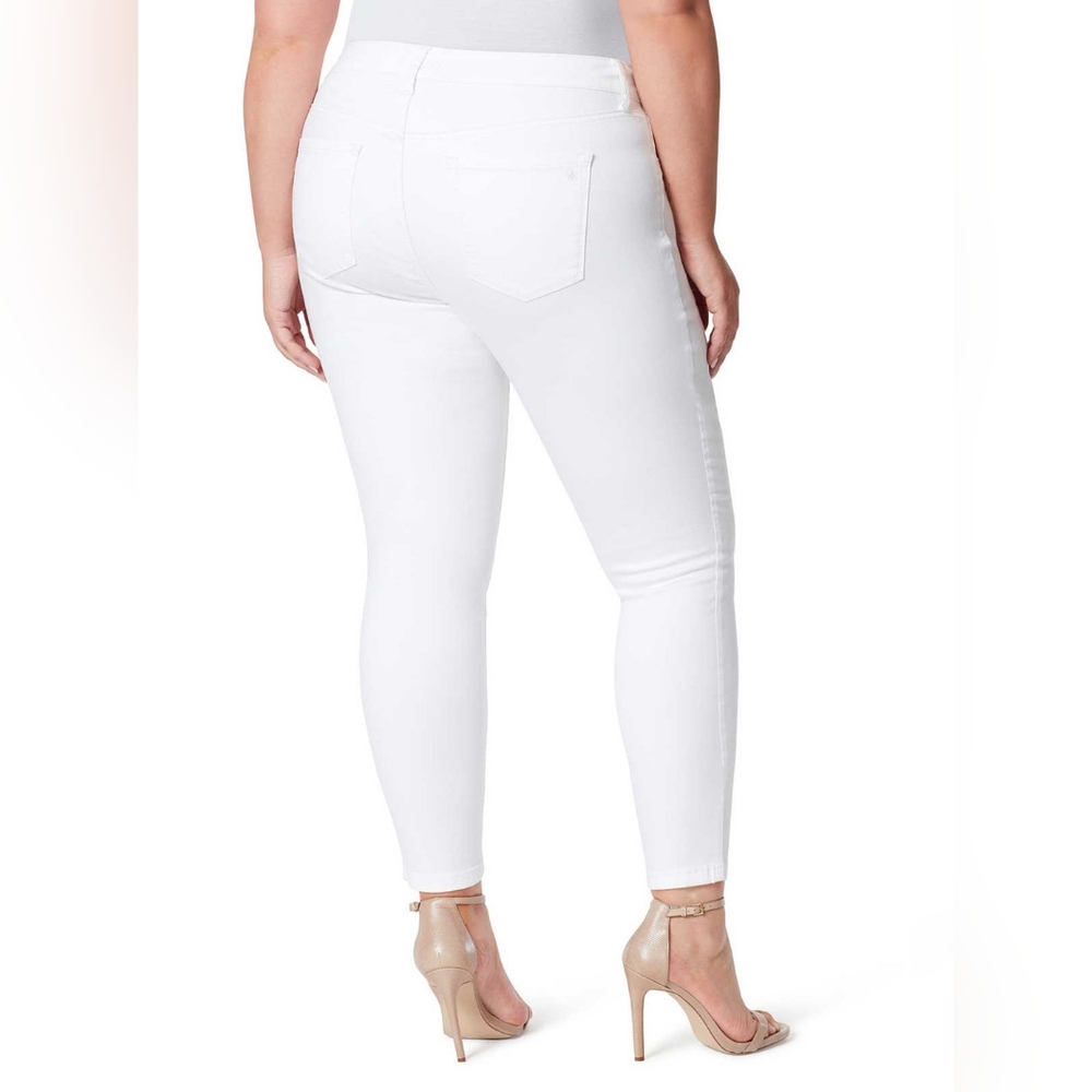 Jessica Simpson Kiss Me Skinny Jeans in White Size 16/33 - Picture 2 of 9